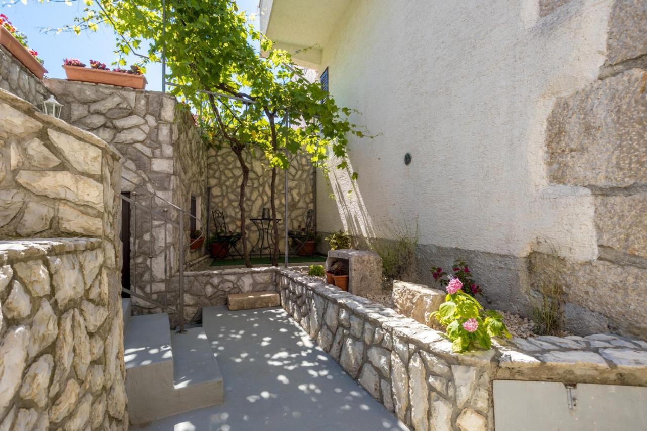 Rustical Nest Krk Old City Krk Town Exterior foto